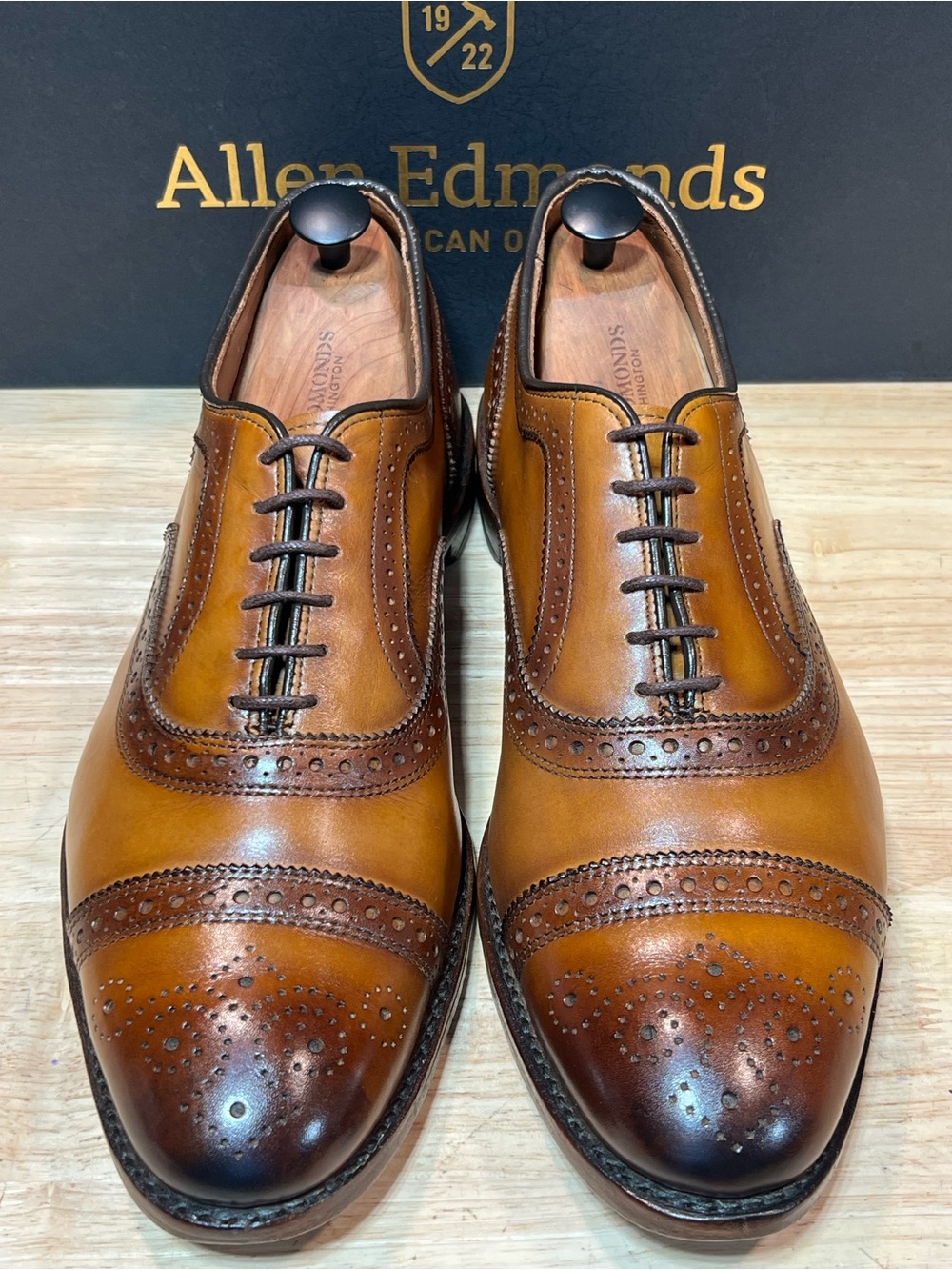 Allen Edmonds Strand Walnut Leather Cap Toe Oxfords w/ Custom Patinas Sz11.5D